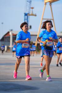 BIB: 9914, 9915
                            <button type="button" onclick="openModal(3240370)" class="btn btn-primary btn-sm float-right btn-popup" data-toggle="modal" data-target=".modal-high-quality">
                        <i class="fas fa-shopping-cart"></i> Add to Cart
                    </button>
                                            <button type="button" onclick="isThisMe(3240370, true)" class="btn btn-success btn-sm float-right btn-popup btn-isme hidden" data-toggle="tooltip" data-placement="bottom" title="นี่คือรูปของคุณใช่ไหม คลิกที่นี่เพื่อเอาเข้าอัลบั้ม">
                        <i class="fas fa-plus"></i> Add to album
                    </button>
                    <button type="button" onclick="isThisMe(3240370, false)" class="btn btn-warning btn-sm float-right btn-popup btn-isnotme hidden">
                        <i class="fas fa-ban"></i> Remove from album
                    </button>